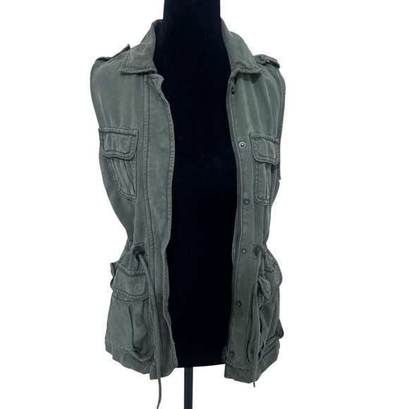 American Eagle Outfitters Tops - American Eagle Outfitters Green Utility Jacket Functional Design